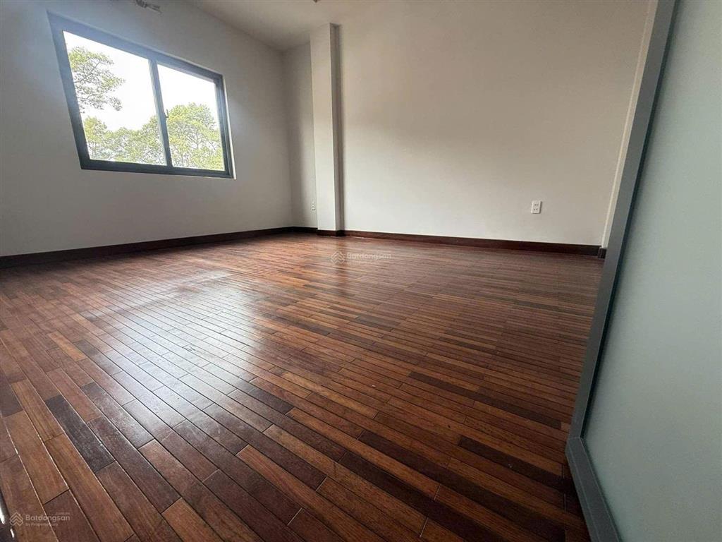 Quận 5  chung cư ngô quyền, giá chỉ 4.5 tỷ (1157)