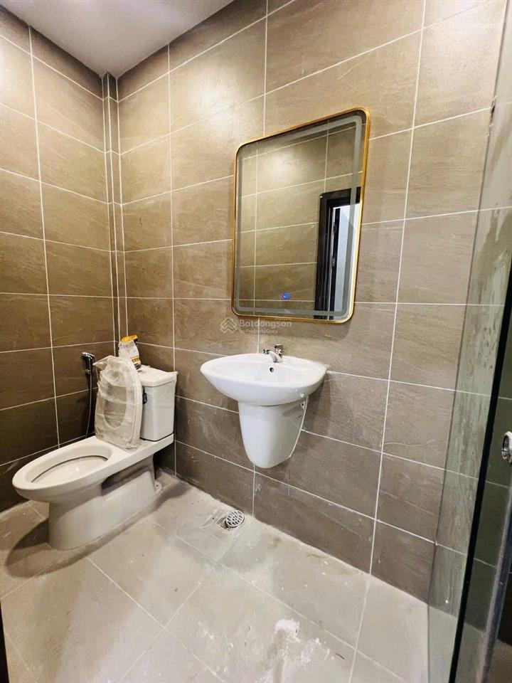 Chỉ 3.8 tỷ  căn hộ mới đẹp view bờ kè trường sa  giáp quận 1  60m² 2pn sổ hồng riêng