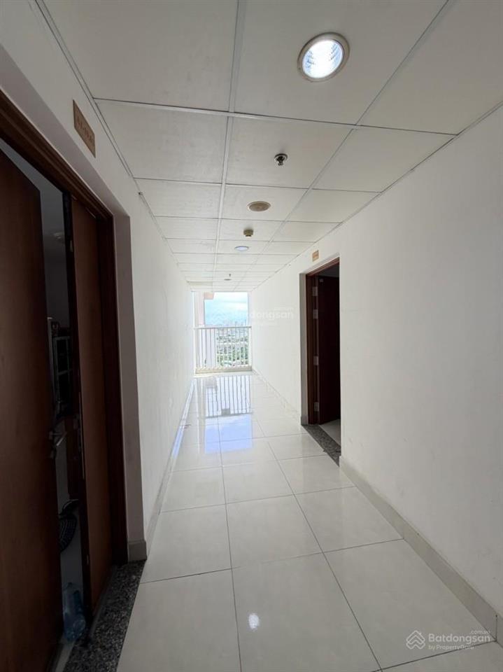 Quận 8 chung cư tara (song ngọc) 74m2  thoáng  ban công riêng  giá 4,25 tỷ