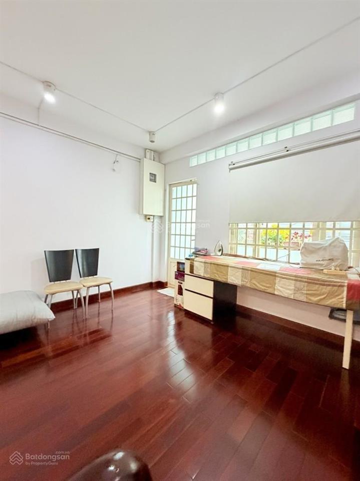 Bình thạnh trệt cc nơ trang long  56m(4mx14m) shr giá 3,3 tỷ.(6026)