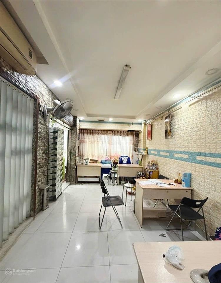 Trung tâm q10  khuôn đất vuông  giáp lê hồng phong, điện biên phủ, kinh doanh online, mở vp.