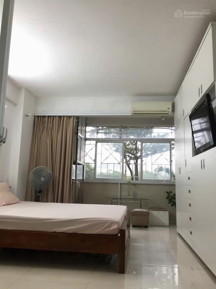 Cc miếu nổi 18 tầng thang máy giáp quận 1, phan xích long  54m2 cn  2pn shr chỉ 3,59 tỷ