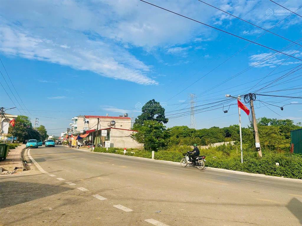 Đất trục chính kd sầm uất ngay trung tâm ub chợ trường, sát vành đai 5 tp hà nội mà giá chỉ hơn tỷ