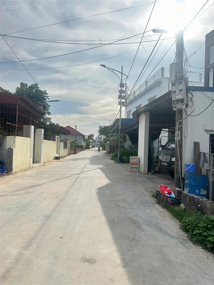 Bán đất bắc hưng 99,4 m2 giá bán 1tỉ9 có thương lượng nhẹ ai cần  em lương