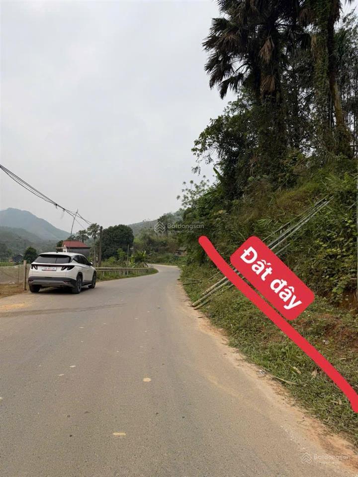 Chưa đầy tỷ đâu ạ quý anh chị có 888.2m có 400 thổ cư bám mặt đường nhựa lên đến 28m