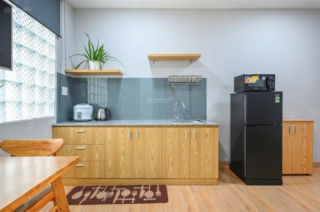 Bán tòa nhà chdv lê văn sỹ, quận 3, dòng tiền 300tr, dt 9,2x25m, 5 tầng, giá 75 tỷ