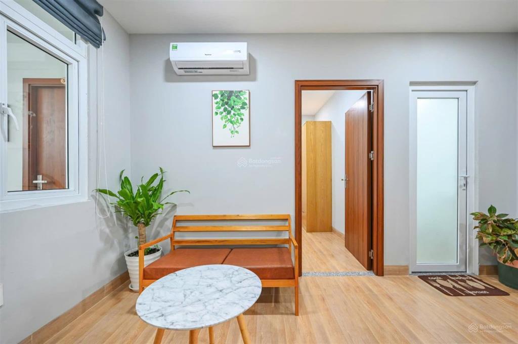 Bán tòa nhà chdv lê văn sỹ, quận 3, dòng tiền 300tr, dt 9,2x25m, 5 tầng, giá 75 tỷ