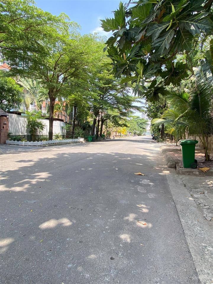 Bán biệt thự view đẹp, 108 tỷ, 368m² tại đường nguyễn văn hưởng, phường an khánh, q2, hcm