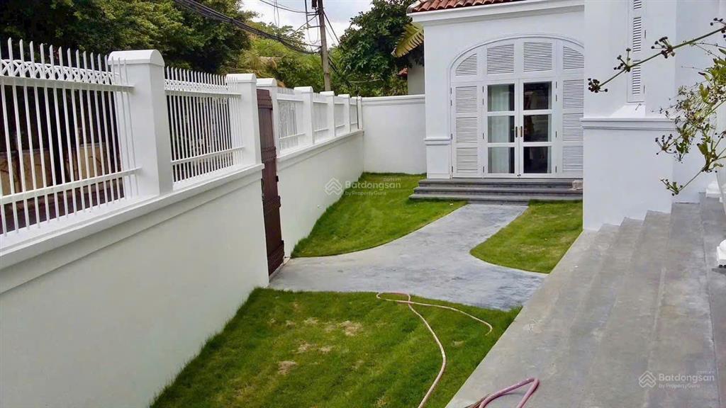 Bán biệt thự view đẹp, 108 tỷ, 368m² tại đường nguyễn văn hưởng, phường an khánh, q2, hcm