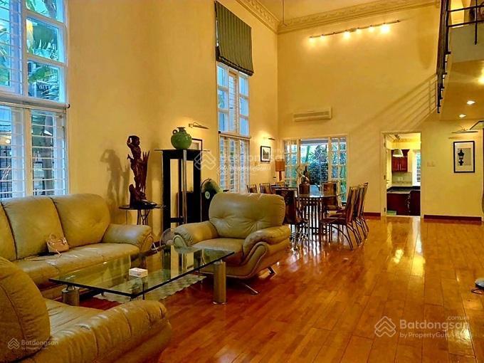 Bán biệt thự 3 tầng tại thảo điền, 105 tỷ, 319 m2, pháp lý đầy đủ