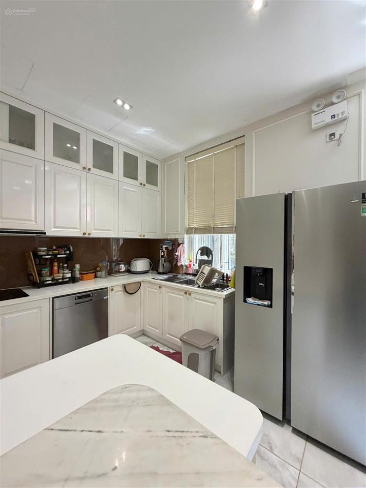 Biệt thự vip khu compound 153 nguyễn văn hưởng, dt 352m2, 4 tầng, giá 125 tỷ thương lượng