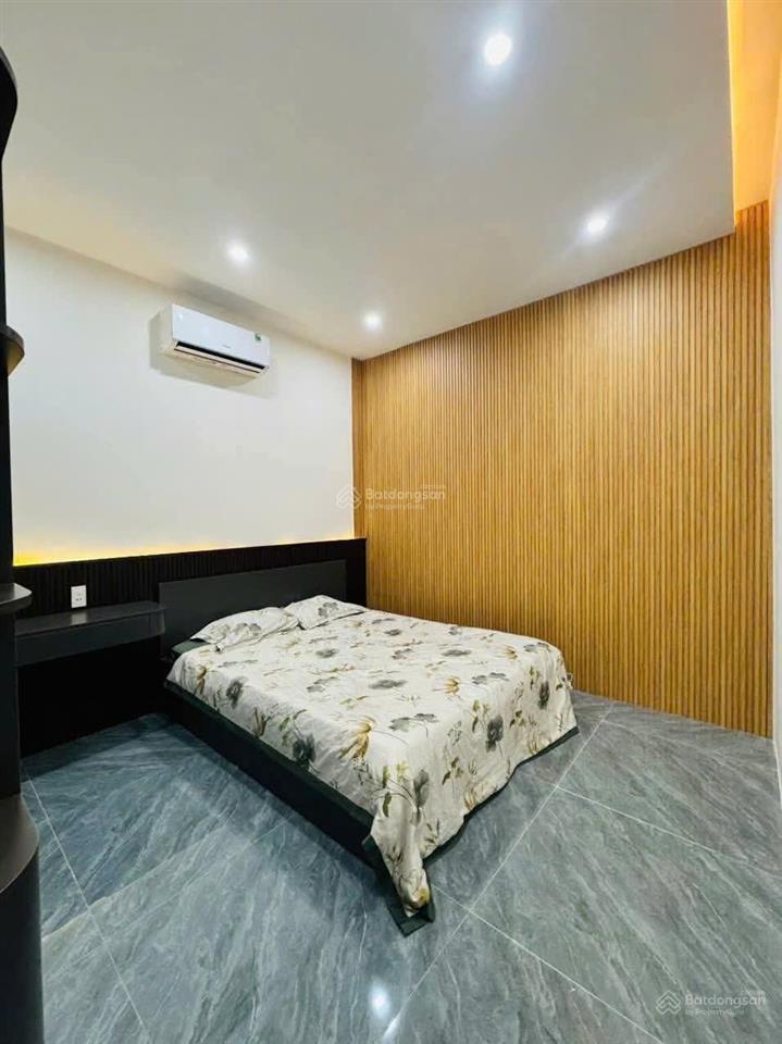 Mình chính chủ chào bán siêu phẩm nhà 2 mê lệch kiệt ô tô tải nhẹ kiệt 1082/ trường chinh