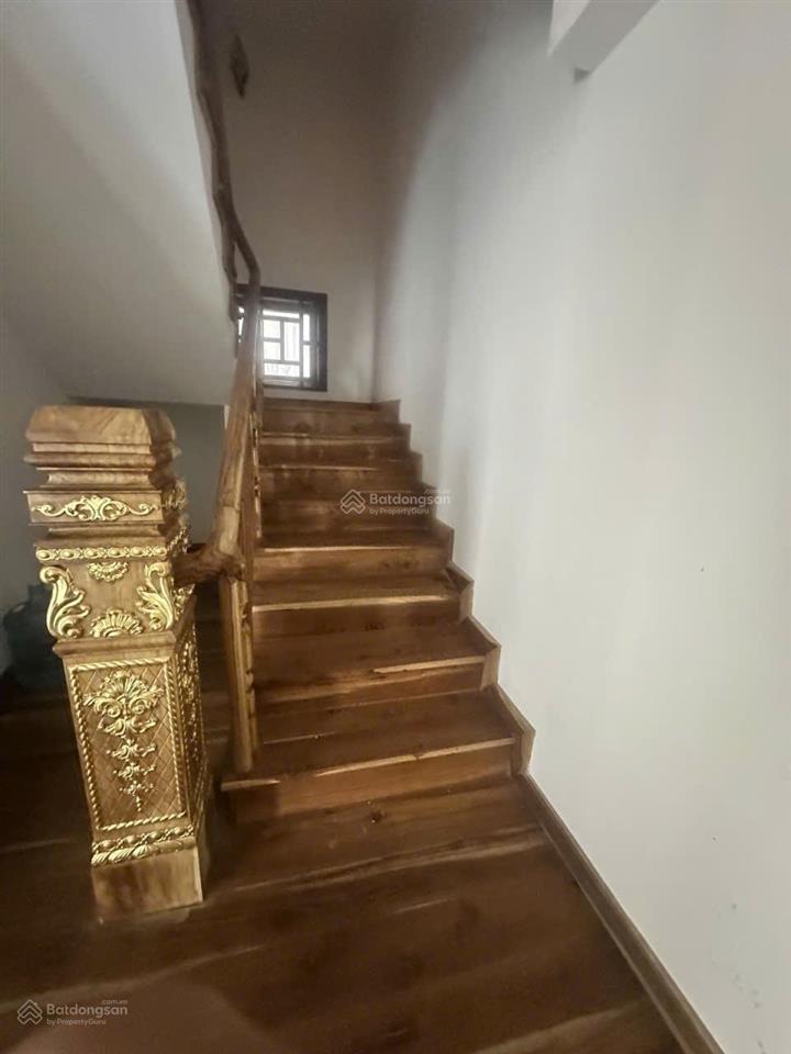 Mình chính chủ cần bán toà nhà văn phòng cc kết hợp penthouse sang trọng lô góc mặt tiền phạm hùng