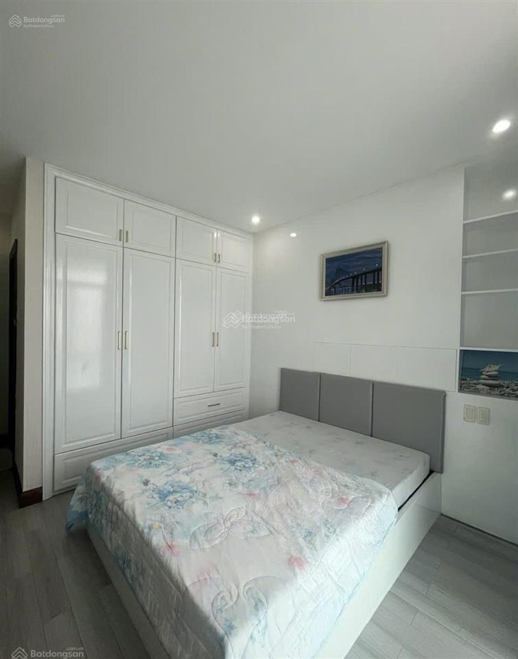 Bán gấp nhà 99m sunrise city chỉ 7tỷ7 giá quá hot. lầu cao view đẹp,  0937 781 ***