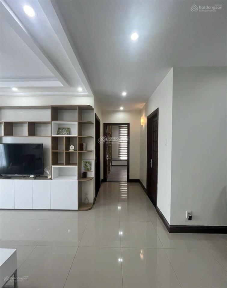 Bán gấp nhà 99m sunrise city chỉ 7tỷ7 giá quá hot. lầu cao view đẹp,  0937 781 ***