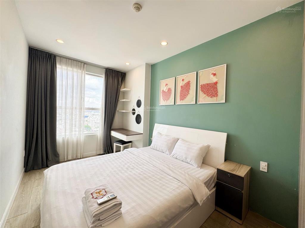 Tôi cho thuê căn 3pn sunrise city north giá rẻ chỉ 20tr/tháng ở liền.  0937 781 ***