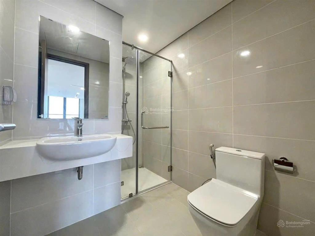 Cho thuê căn góc cc ecogreen 2pn 2wc nhà không nội thất giá 15tr/th  0937 781 ***