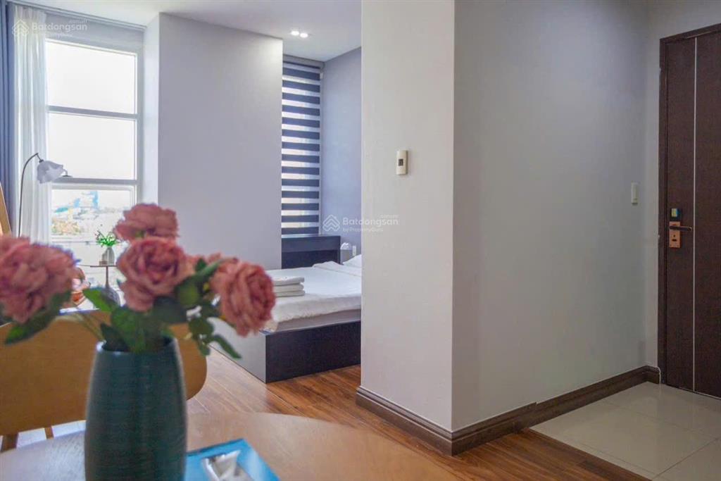 Bán gấp căn hộ sunrise city 37m², sổ hồng sẵn, giá 3 tỷ,  0937 781 ***