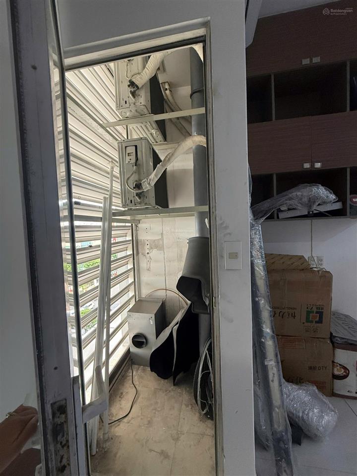 Cho thuê căn 50m2 nội thất văn phòng 14tr/tháng  0937 781 ***
