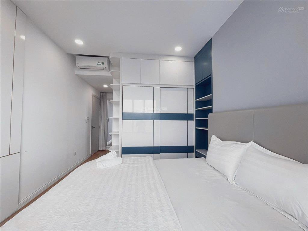Căn vip khu sunrise city 111m 3pn 2wc có ban công thoáng giá chỉ 9 tỷ có sổ hồng  093.778.184