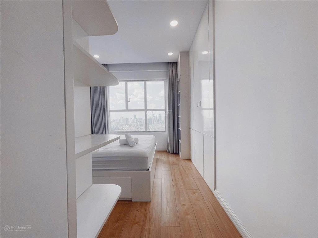 Căn vip khu sunrise city 111m 3pn 2wc có ban công thoáng giá chỉ 9 tỷ có sổ hồng  093.778.184
