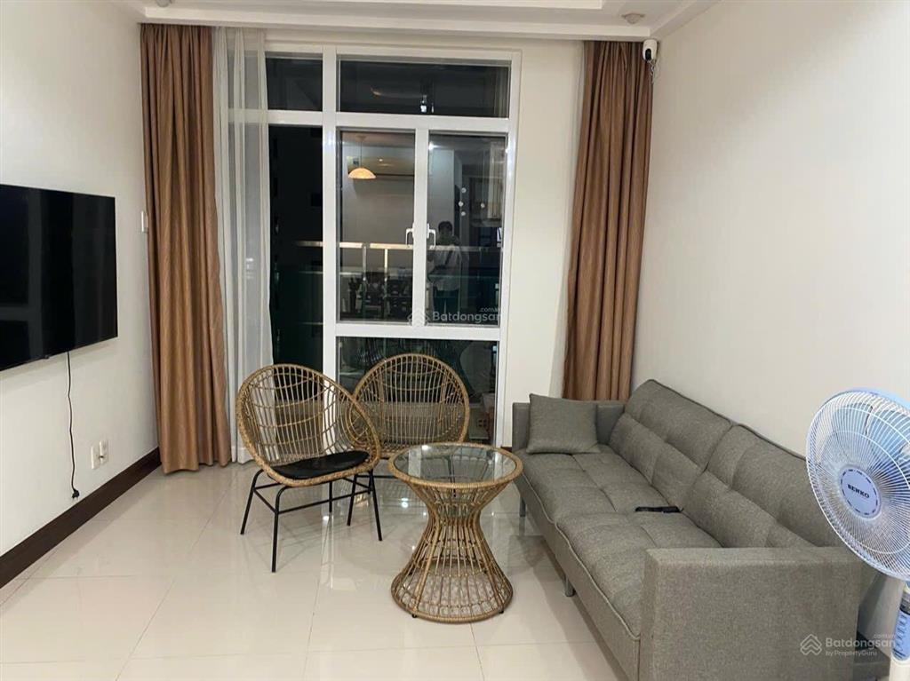 Bán nhà có ban công phòng khách, cc him lam riverside 2pn 2wc 96m giá 6.8ty  0937 781 ***