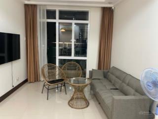 Bán nhà có ban công phòng khách, cc him lam riverside 2pn 2wc 96m giá 6.8ty  0937 781 ***
