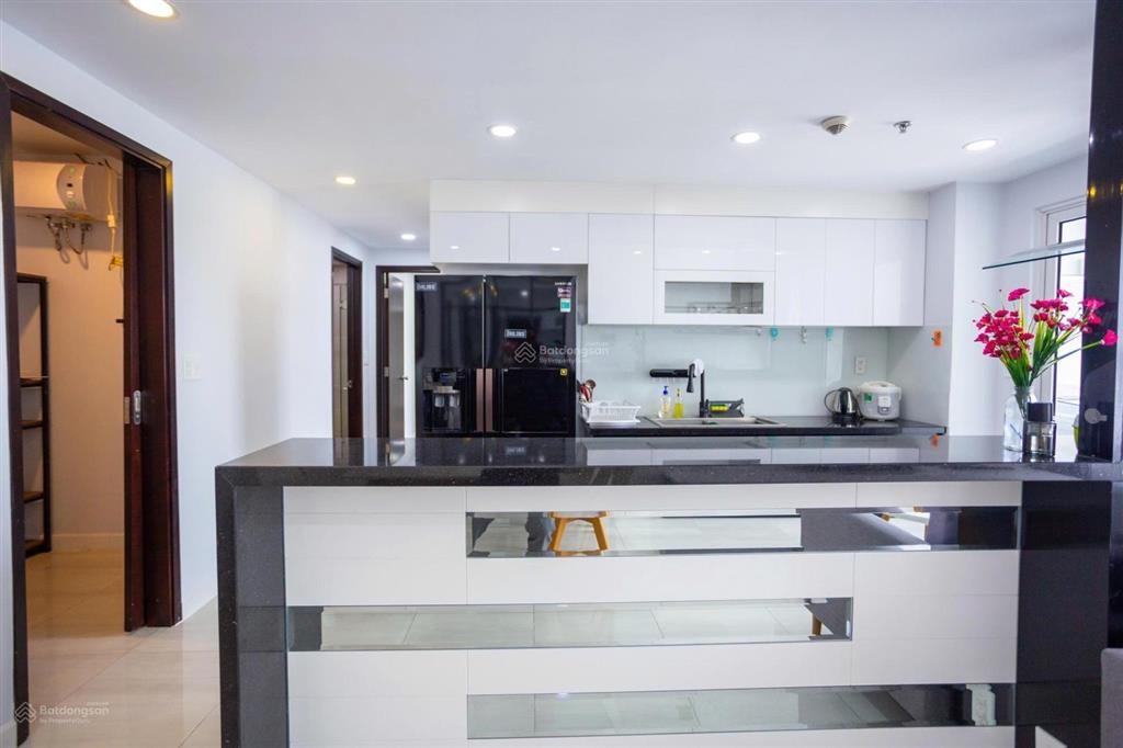 Nổi bật lúc này, 99m sunrise city chỉ 7,7 tỷ lầu cao view đẹp, full nội thất,  0937 781 ***