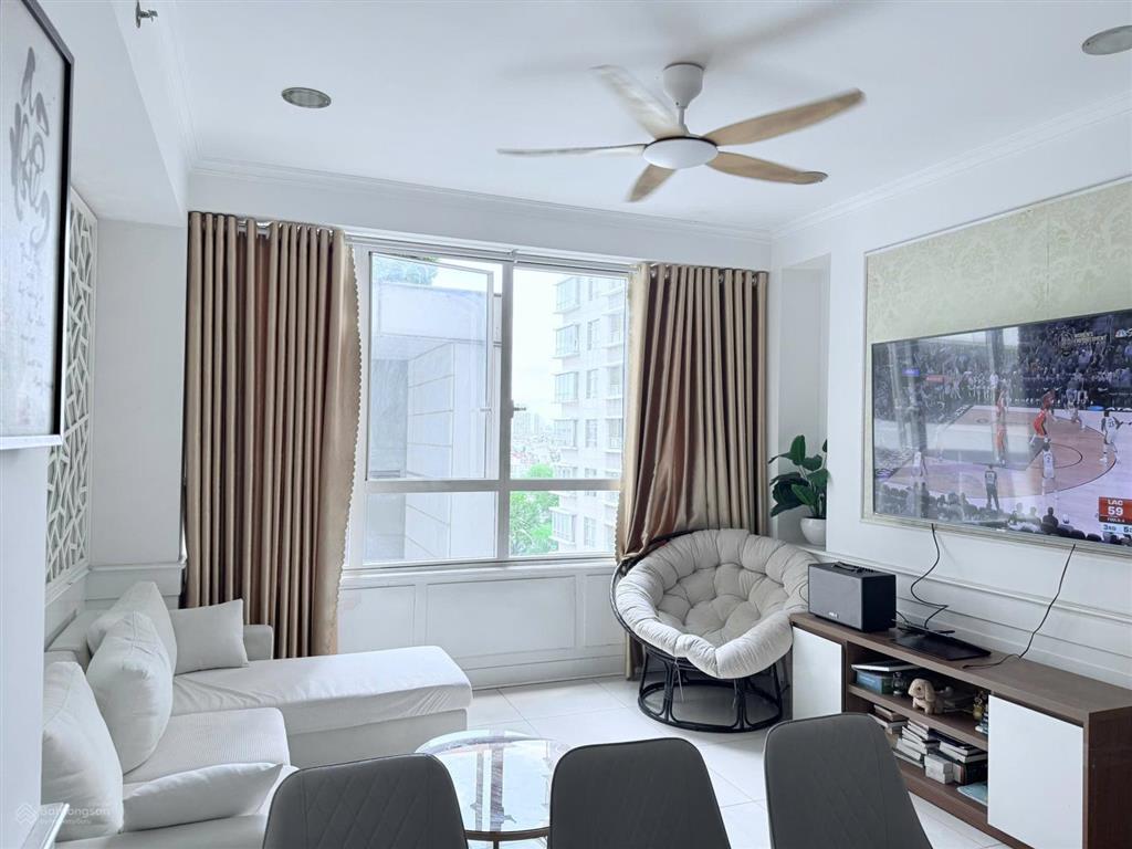 Nổi bật lúc này, 99m sunrise city chỉ 7,7 tỷ lầu cao view đẹp, full nội thất,  0937 781 ***