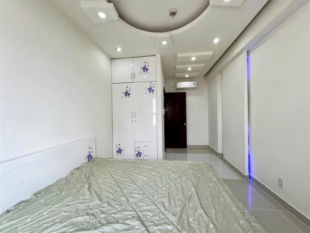 Cho thuê sunrise city north 125m2, 3pn 2wc 20tr/tháng.  0937 781 ***