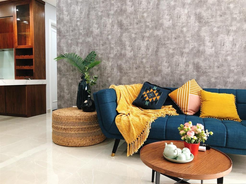 Cho thuê căn 2pn sunrise city view full nội thất giá 17.5tr  0937 781 ***