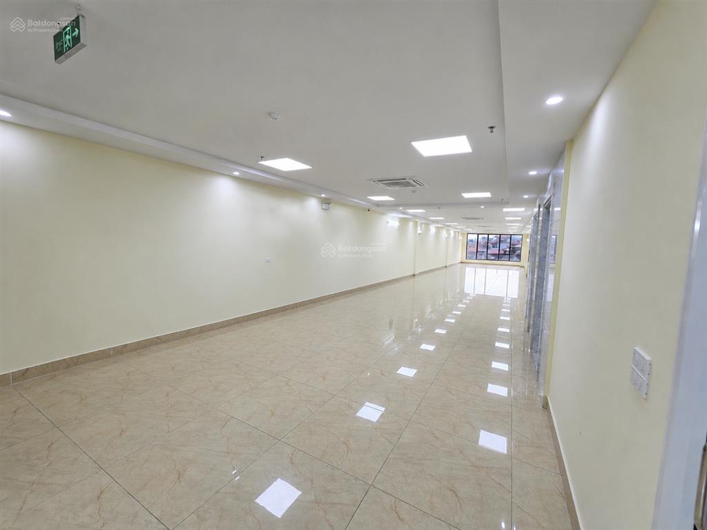 Cho thuê văn phòng 230m2  20tr tại nguyễn ngọc nại, phường phương liệt, hà nội