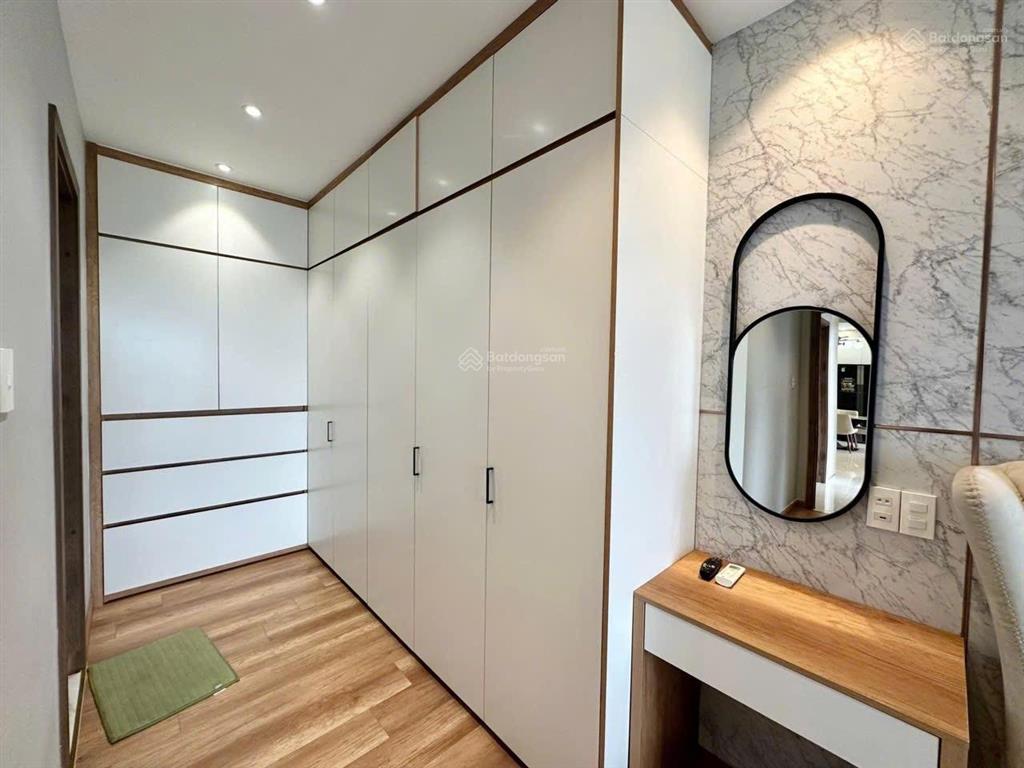 Bán cc saigon pearl 2pn2wc86.5m2