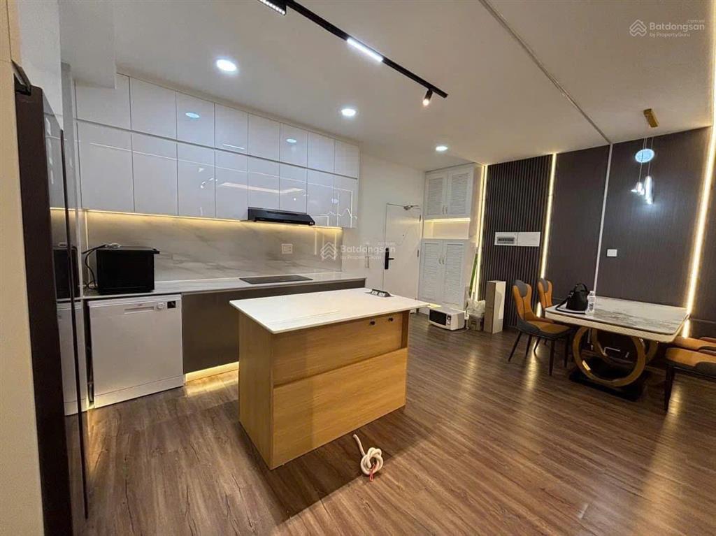 Bán gấp căn hộ 2pn tại docklands sài gòn, giá thỏa thuận, 96m2, nhiều tiện ích