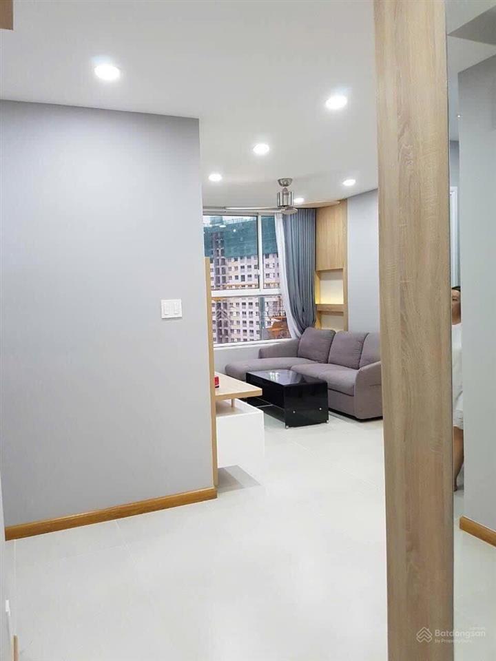 Bán căn hộ summer square 2pn2wc65m22tỷ300