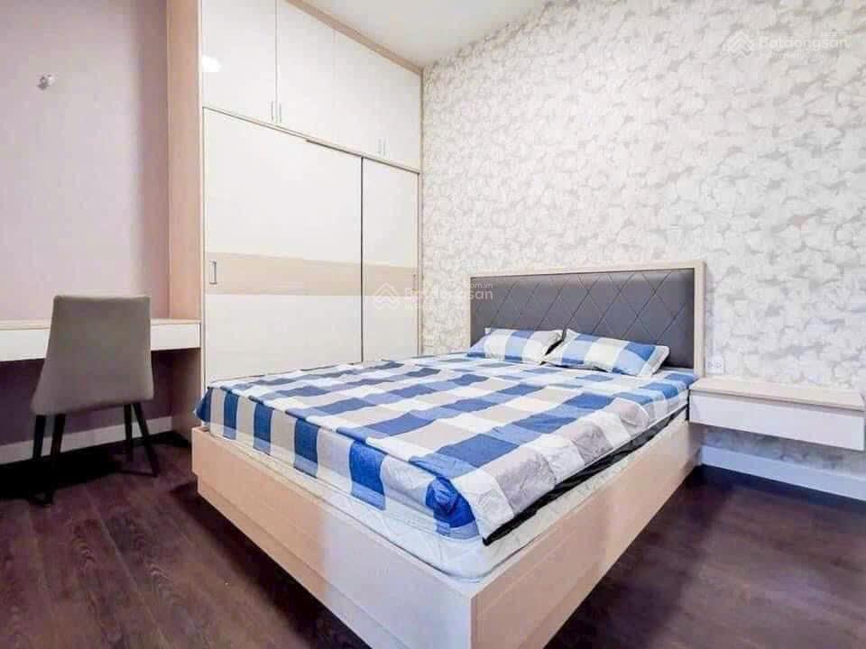 Bán căn hộ summer square 2pn2wc65m22tỷ300