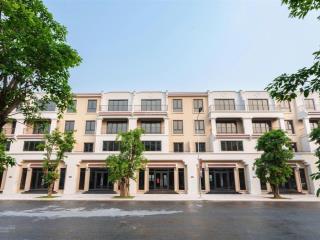 Cần bán căn shop đường 13m. diện tích 130m2. dtxd 370m2, xây 4 tầng, giá 20,5 tỷ. gần công viên