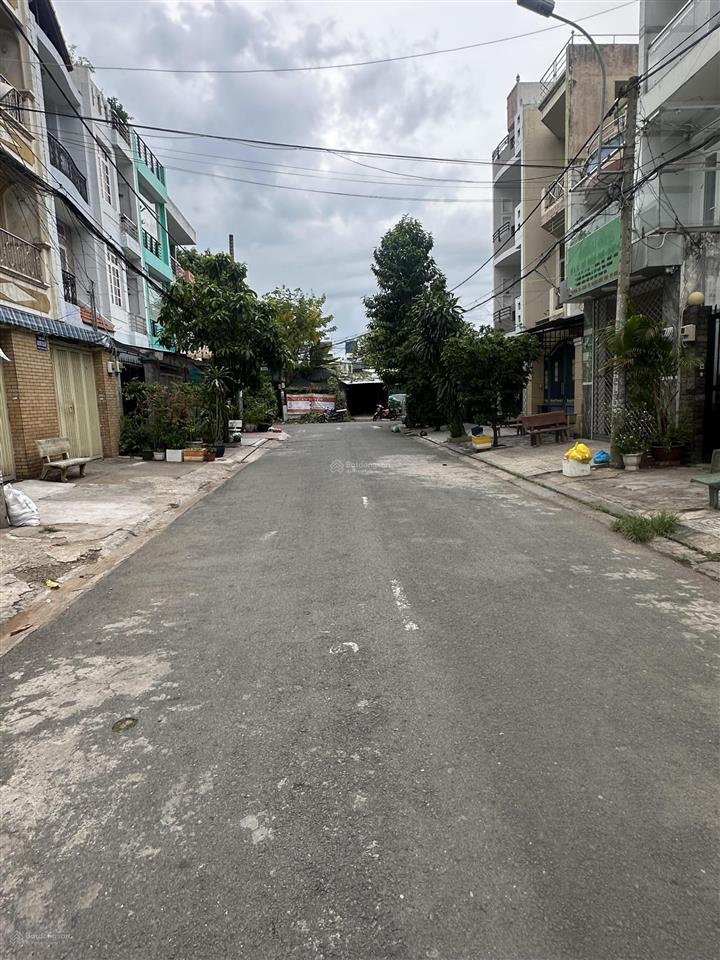 Bán đất chính chủ mặt tiền đường