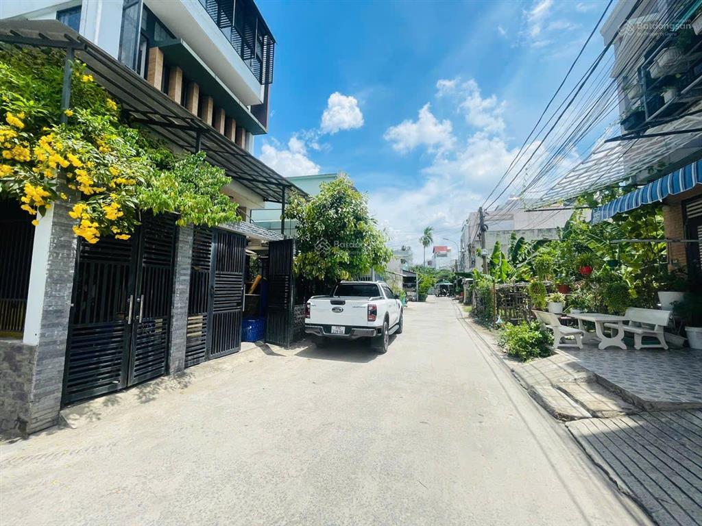 Nhà riêng 159, trường thọ, 179m2 giá cực chất đẹp, nhiều tiện ích