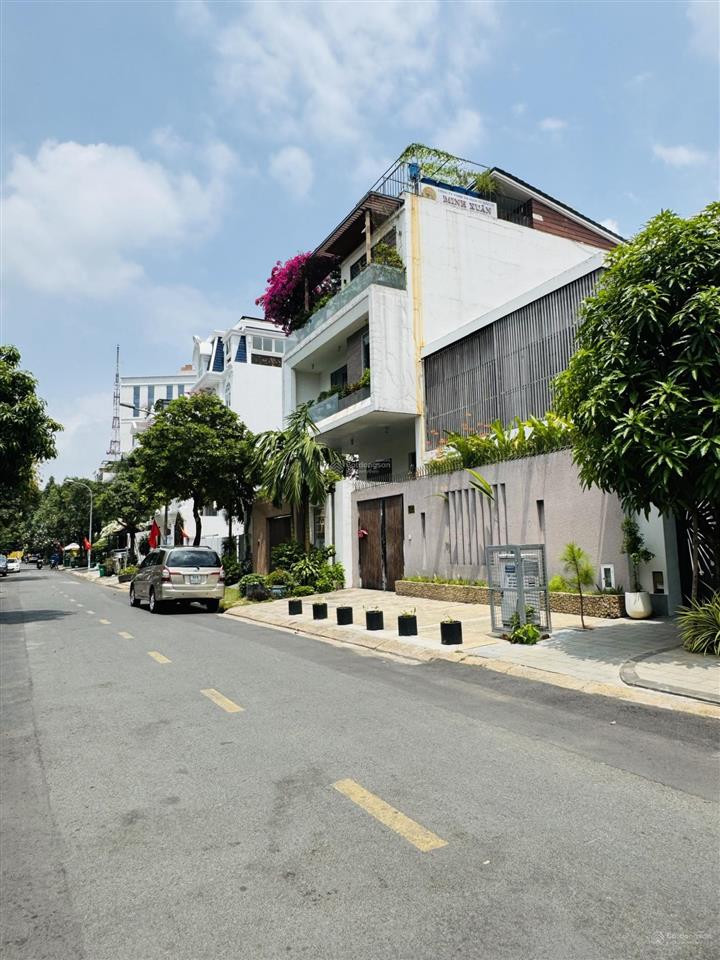 Khuôn vip biệt thự ngay công viên cao đức lân 320m2 chỉ 75 tỷ bán gấp giảm giá mạnh an phú quận 2
