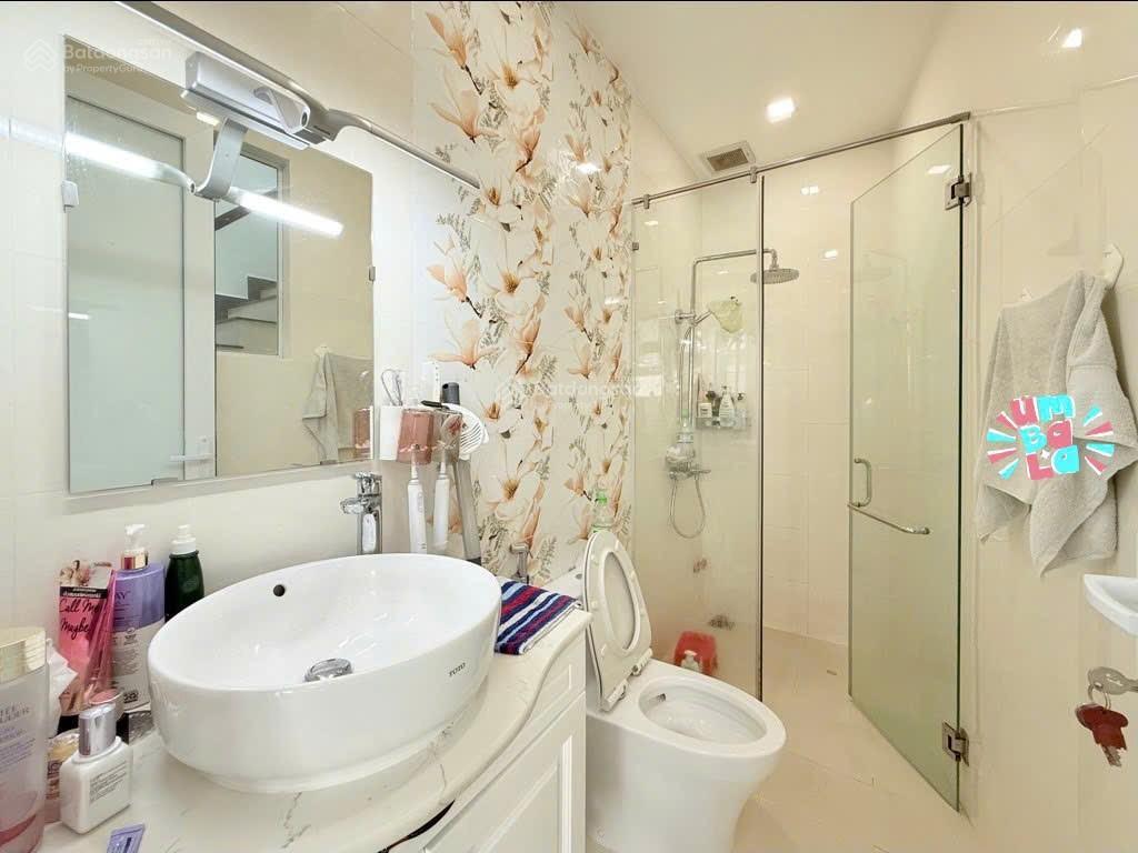 Hẻm thông bùi đình túy  4 tầng btct  10m ra hxh thông  54,8m², chỉ 8 tỷ tl