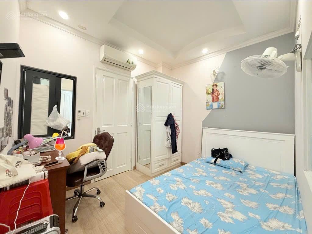 Hẻm thông bùi đình túy  4 tầng btct  10m ra hxh thông  54,8m², chỉ 8 tỷ tl