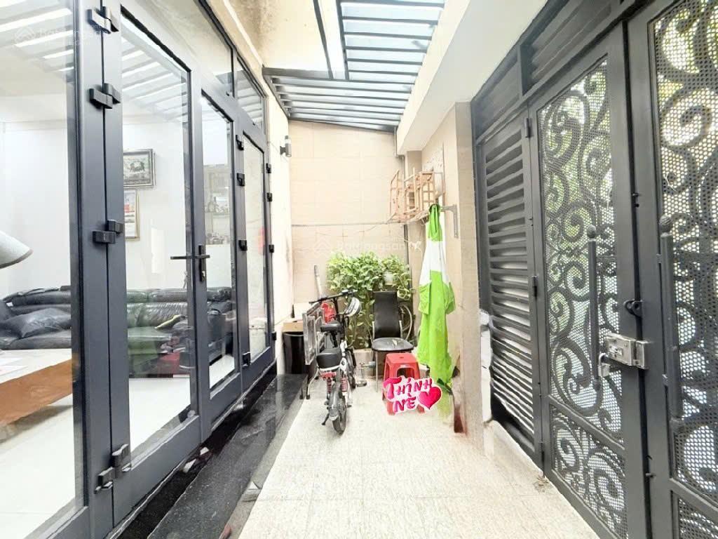 Hẻm thông bùi đình túy  4 tầng btct  10m ra hxh thông  54,8m², chỉ 8 tỷ tl