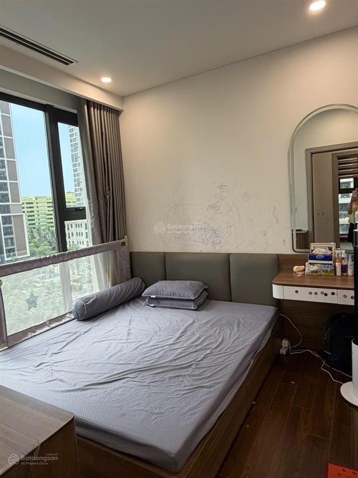 Chính chủ bán căn góc , full nội thất, sẵn sổ, toà b. masteri