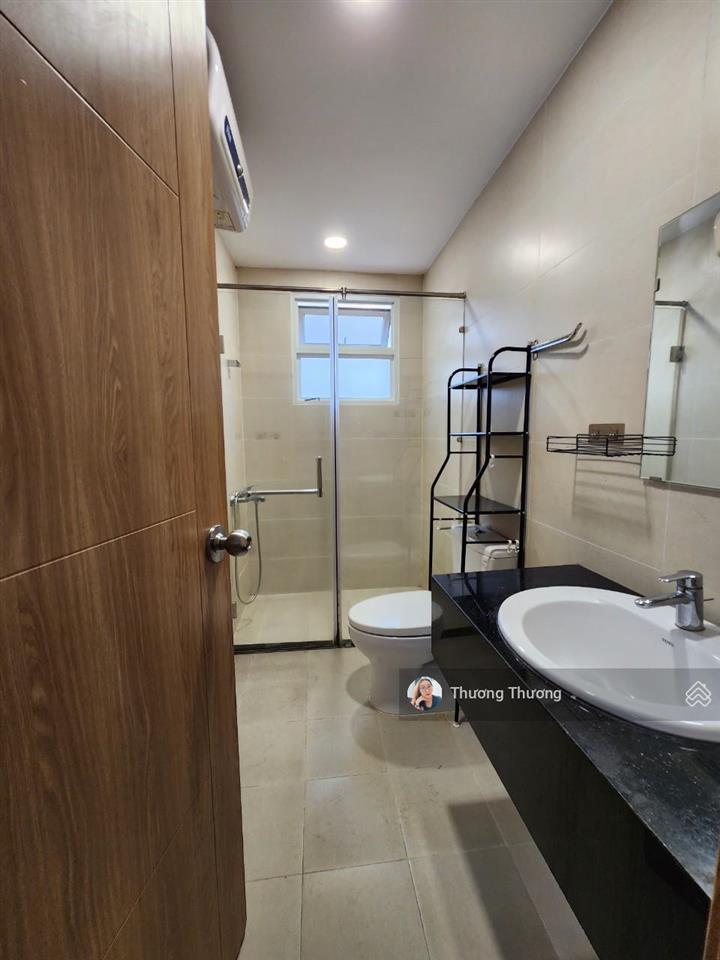 Charmington la pointe  bán căn 2pn2wc căn góc full xịn ở liền