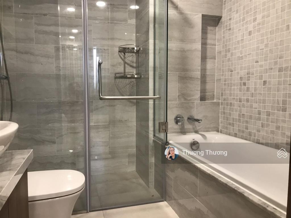 Cho thuê cc kingdom 101, 2pn, 21 triệu, 72m2 full nội thất, hàng hiếm hiện tại giá ưu đãi