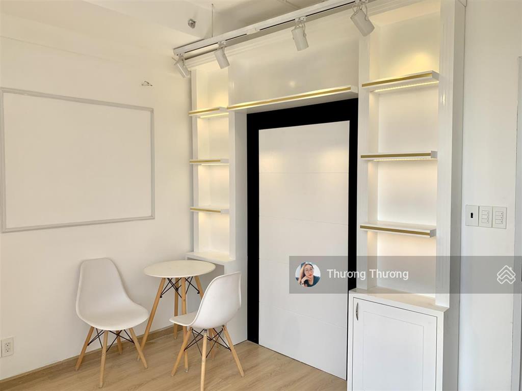 Charmington la pointe  cho thuê sàn 45m2 có vách ngăn, máy lạnh