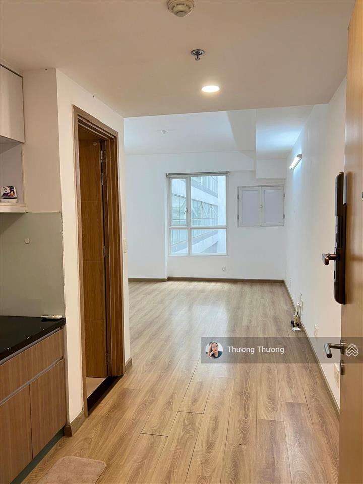 Officetel charmington 31m2 giá 9,5 triệu có máy lạnh, ở và làm văn phòng
