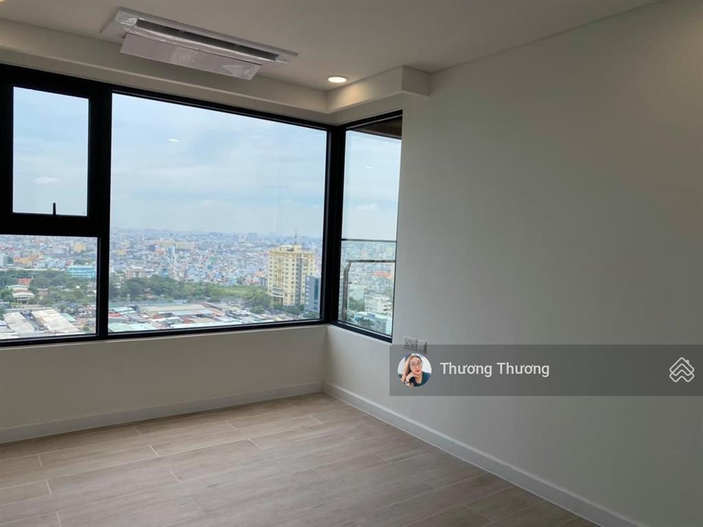 Kingdom 101  cho thuê căn 78m2  2 phòng ngủ 2 toilet chỉ 18tr ntcb