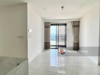 Kingdom 101  bán nhanh căn góc 78m2 2 phòng ngủ sẵn sổ hồng, giá 8,1 tỷ bao thuế phí
